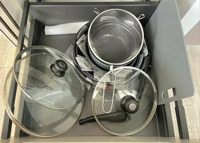 Les Pieds Dans L'eau / F2 Avec Vue Sur